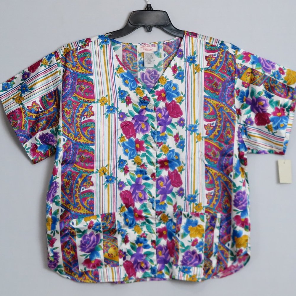 NWT Violets & Roses Multi-Color Floral Print Short Sleeve Tunic w/Pockets Size L